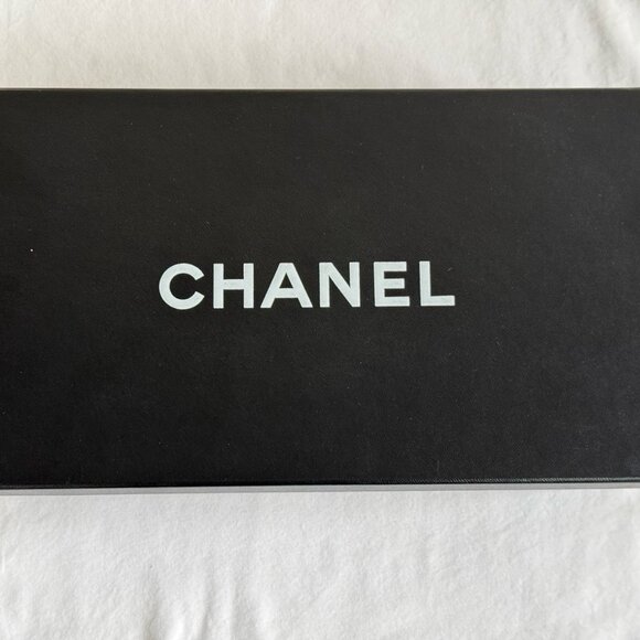 CHANEL 2007 Cruise Camellia Quilted Leather Mules Heels - Picture 15 of 16